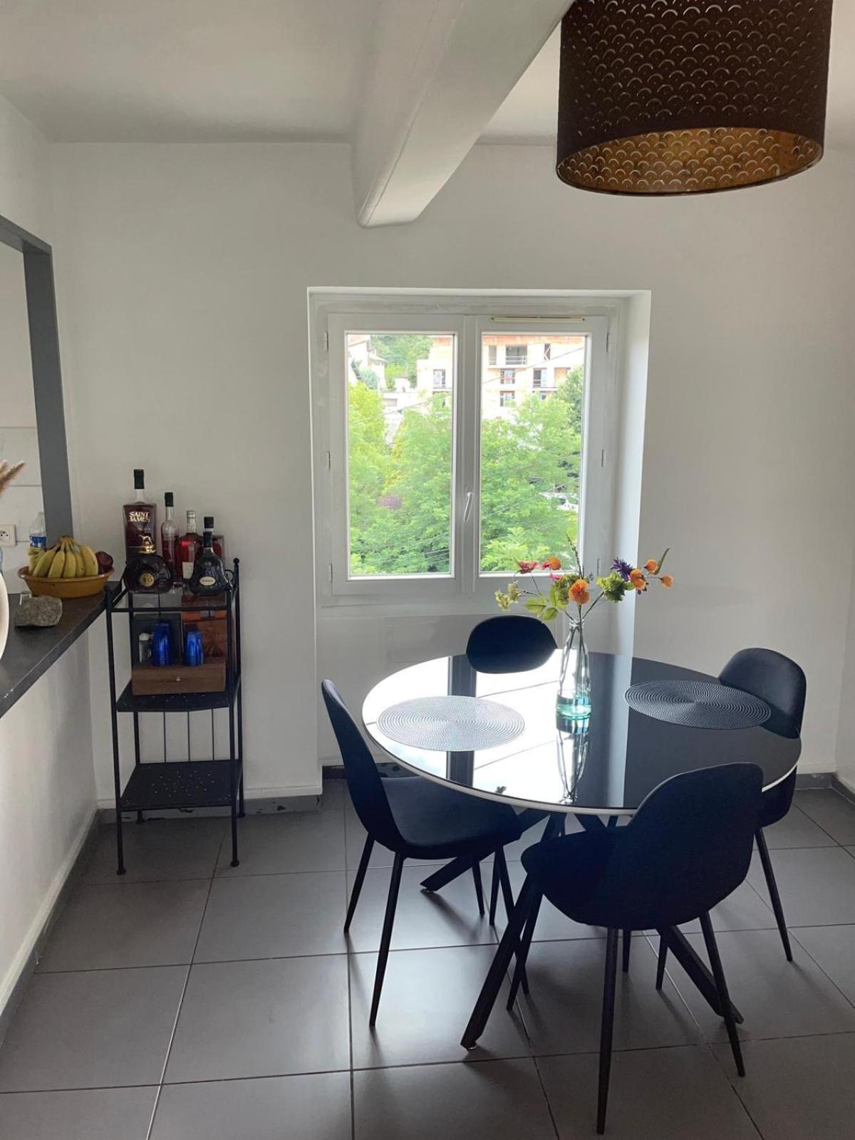 Residence Mh Lyon Rillieux-la-Pape Buitenkant foto